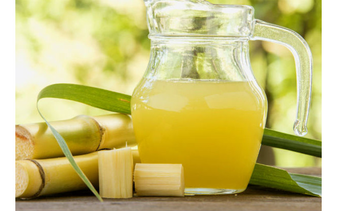 Copo de 500ml de Caldo de Cana Gelado